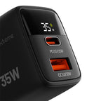 Cargador de Pared PowerWall 35 Klip Xtreme KMC-250 35W Carga Rápida USB-C® (PD3.0/35W) + USB-A (QC3.0/30W) Pantalla LCD  — vista 2