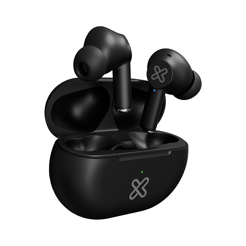 Audífonos Buds-Fi Klip Xtreme KTE-015BK Negro TWS Bluetooth Hasta 17 Horas ENC Mic IPX3 — vista 2